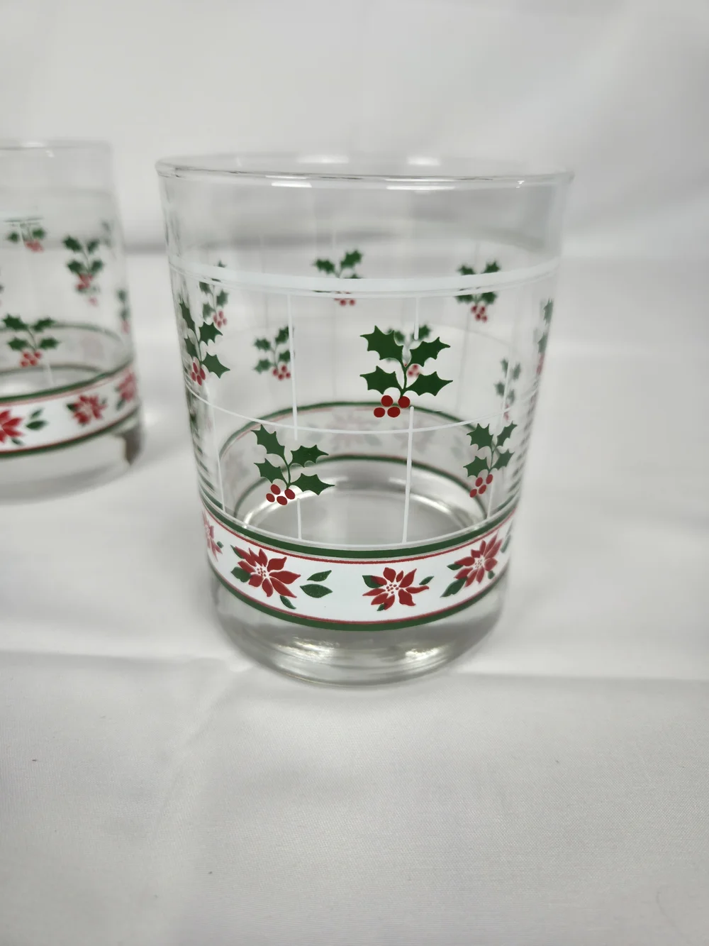 Libbey Holiday Holly and Poinsettia Glass Tumblers in Red and Green